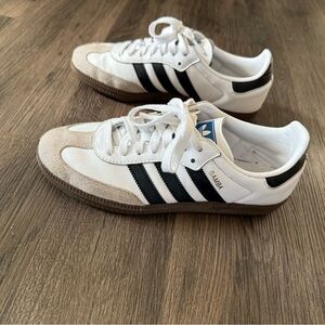 Adidas Samba White and Black Sneakers size 8 like-new.